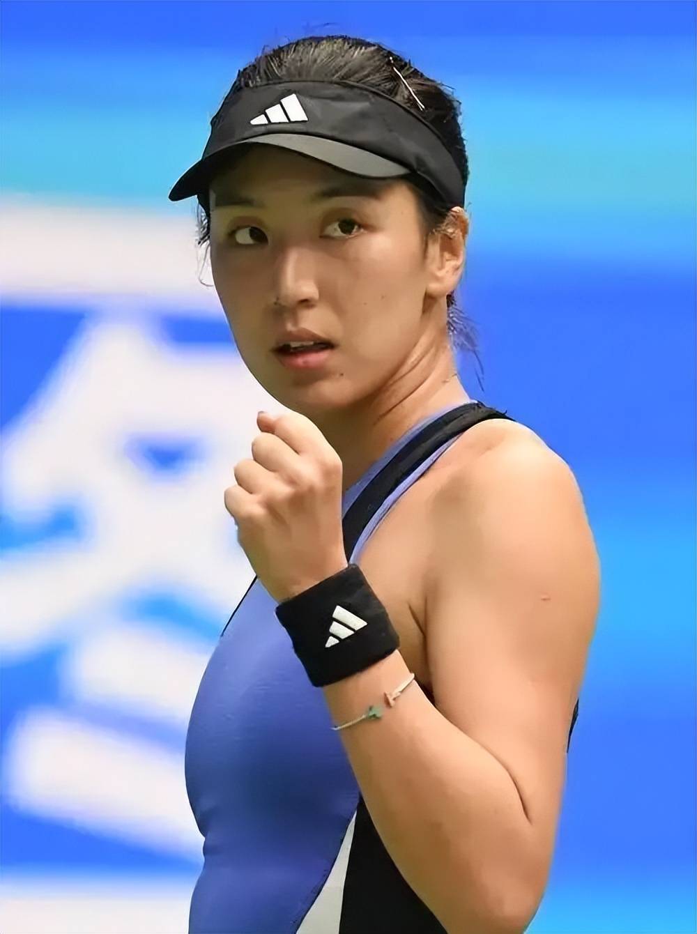 这场期待已 这场期待已