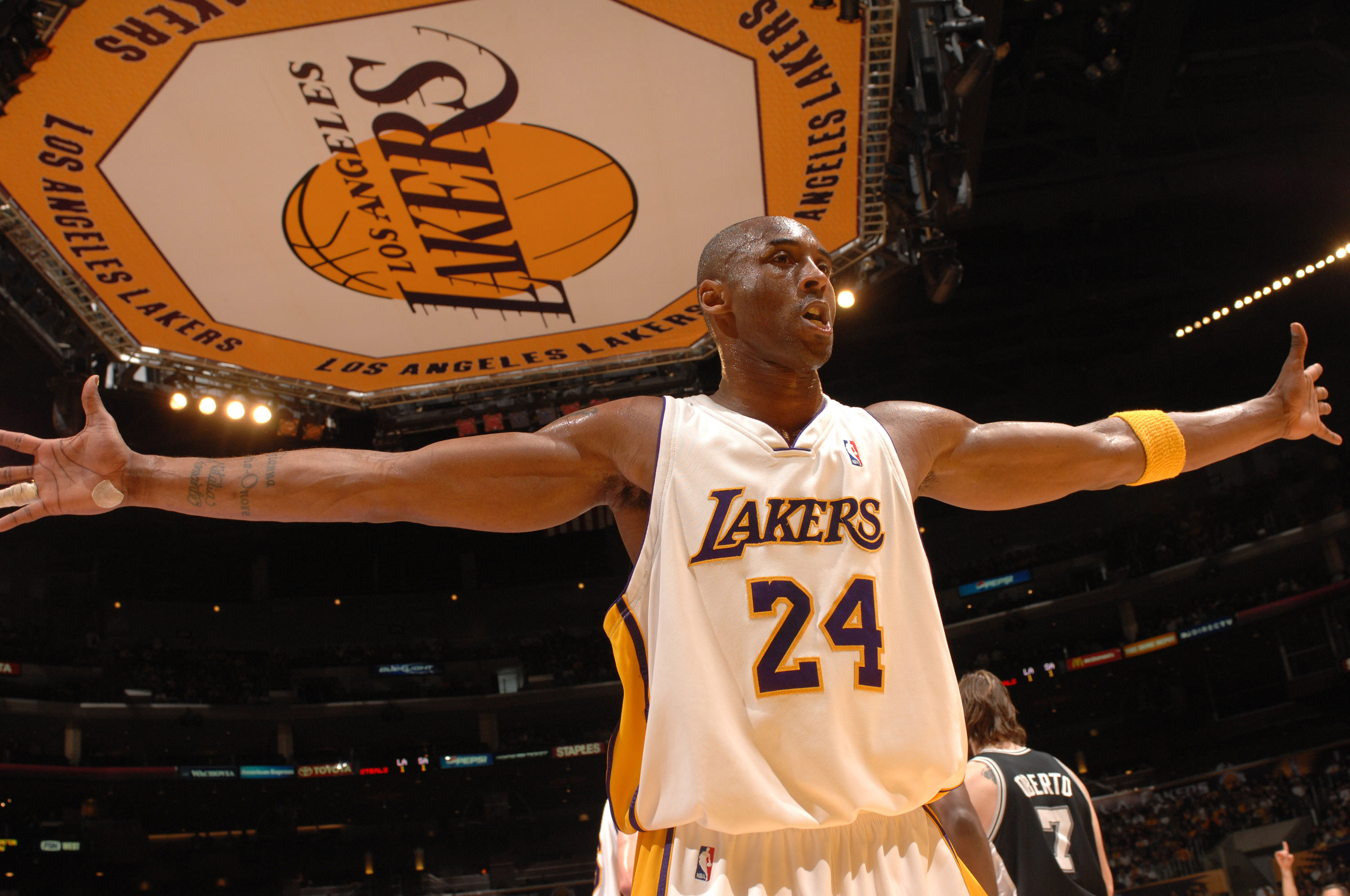 支持重返荧 支持重返荧